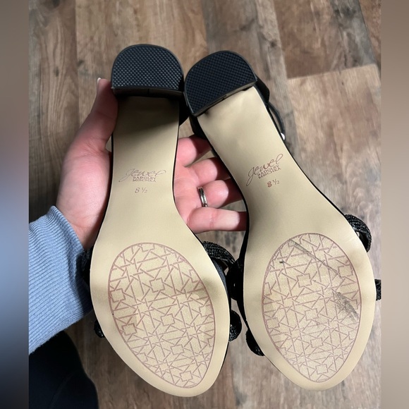 Badgley Mischka Jewel Lexie Knotted Platform Heel - Picture 4 of 5